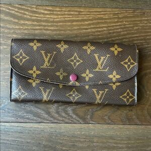 Louis Vuitton Brown and Gold Monogram Josephine Wallet with red accent